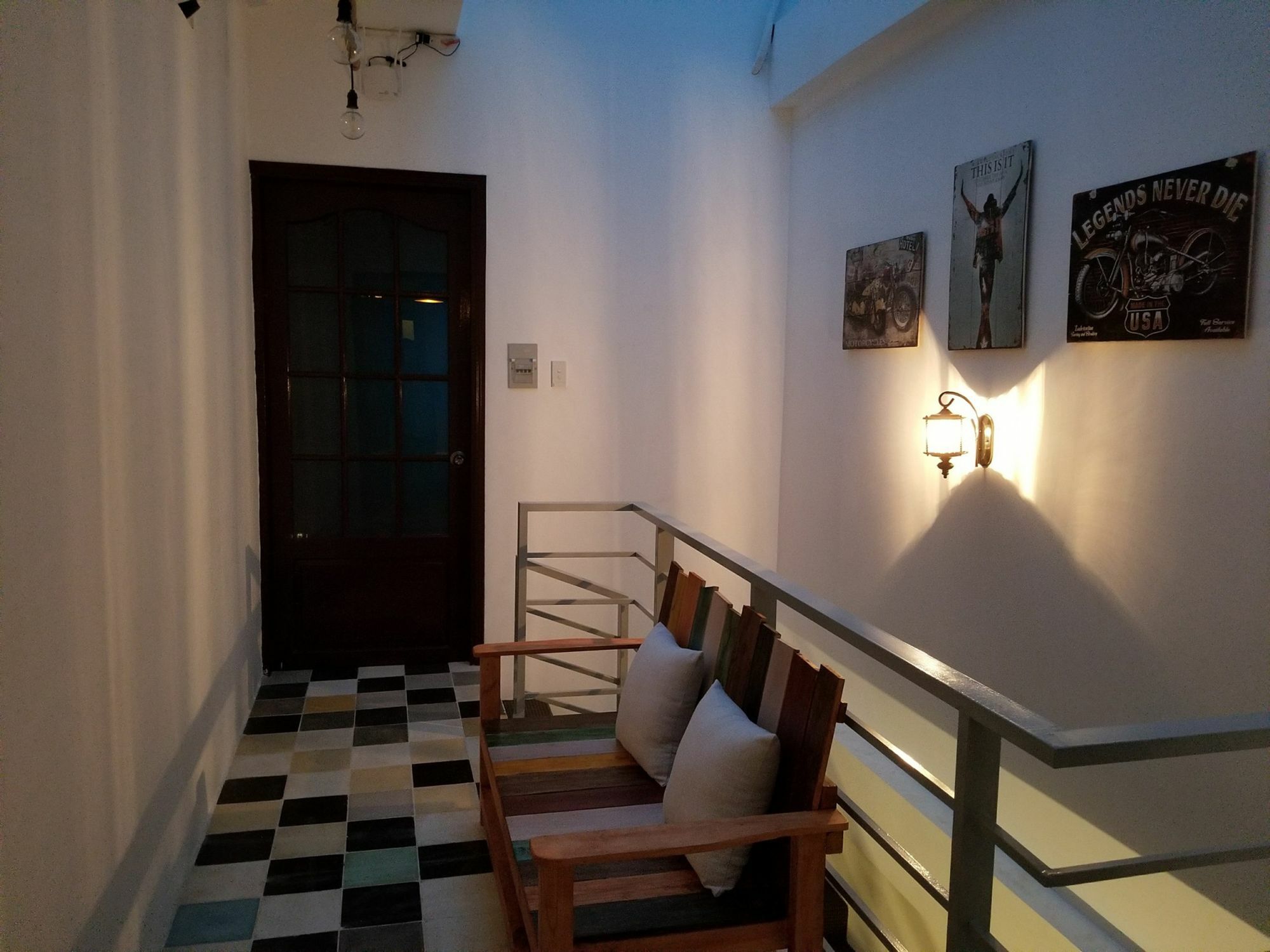 Timemark Travel Homestay & Hostel Cidade de Ho Chi Minh Exterior foto